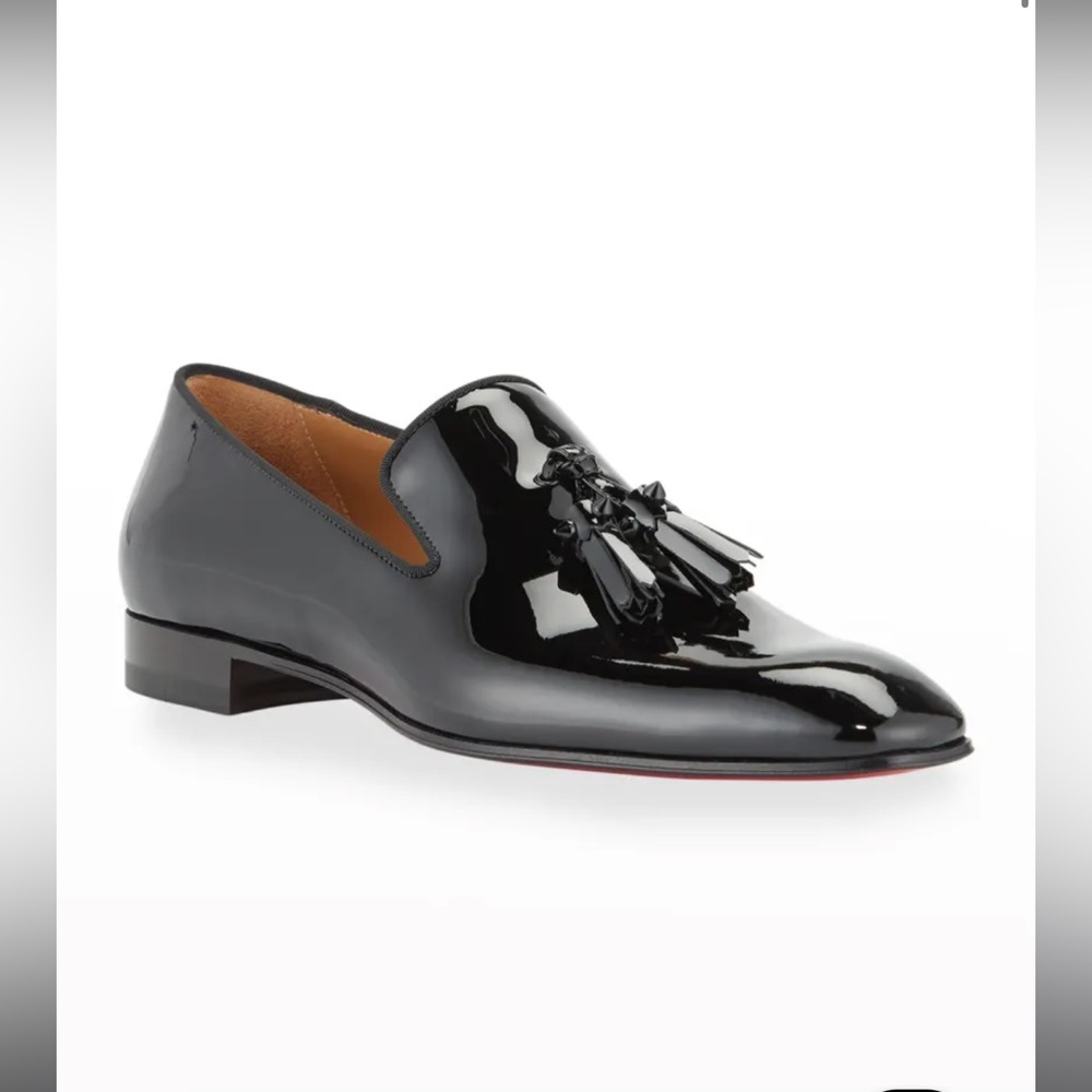 Dandelion Tassel Flat Black Christian Louboutin
